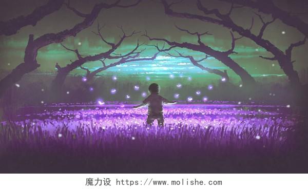 美妙的夜景显示一个男孩站在花园的紫色花朵与发光的昆虫